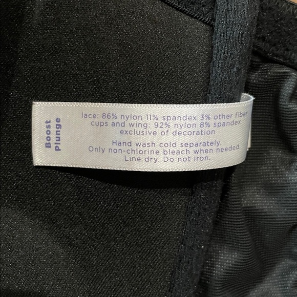 Cacique Shimmer Black Lace Strappy Front-Close Boost Plunge Bra Sz 44DD - Picture 11 of 15